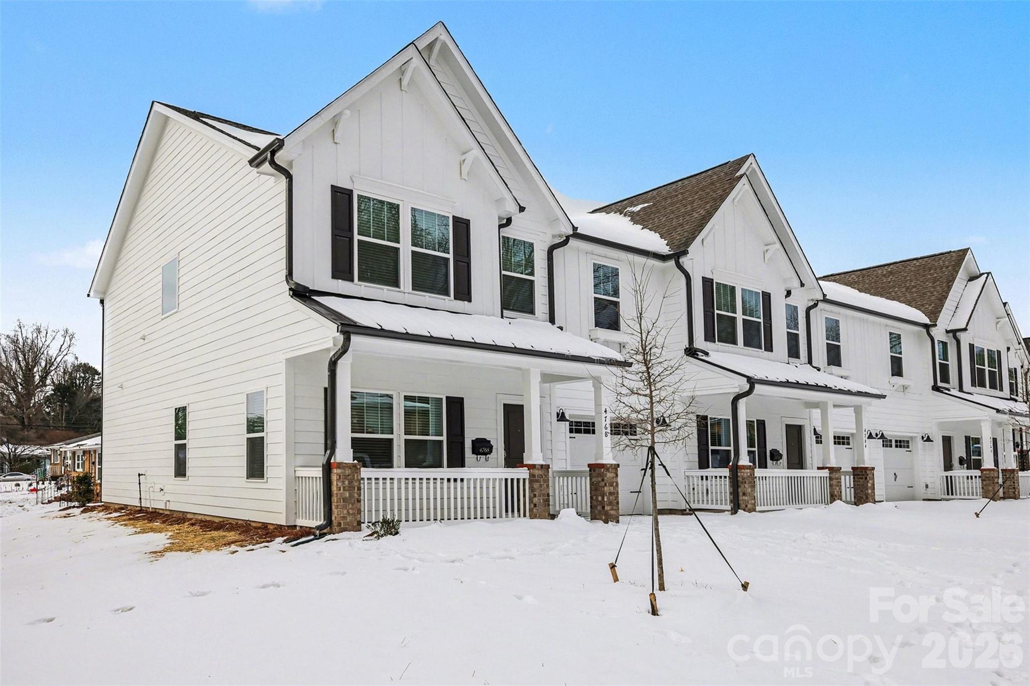 Lake Plaza - Residential