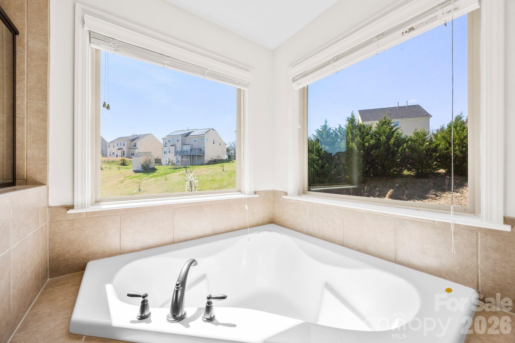 Bridge Pointe - Residential