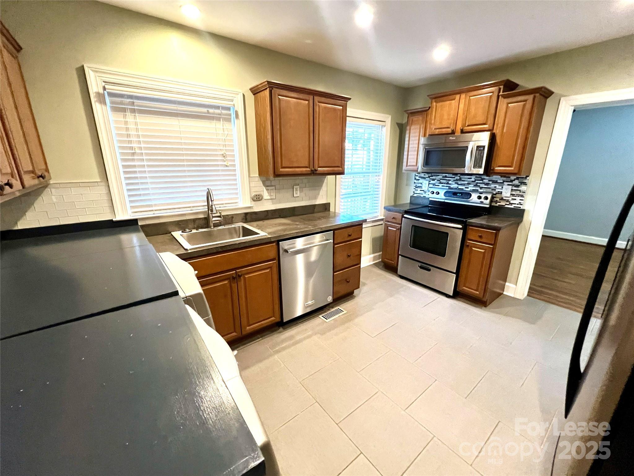 Ashley Park - Residential Lease