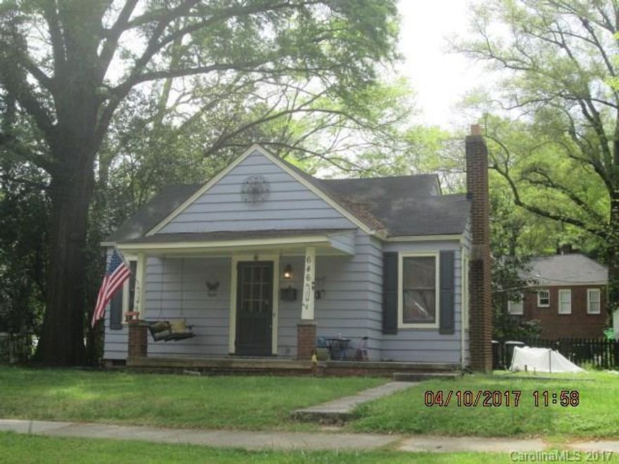 Adorable bungalow near Glencarin gardens.  The home has some updates.  Great screen porch on the back for lazy summer nights.