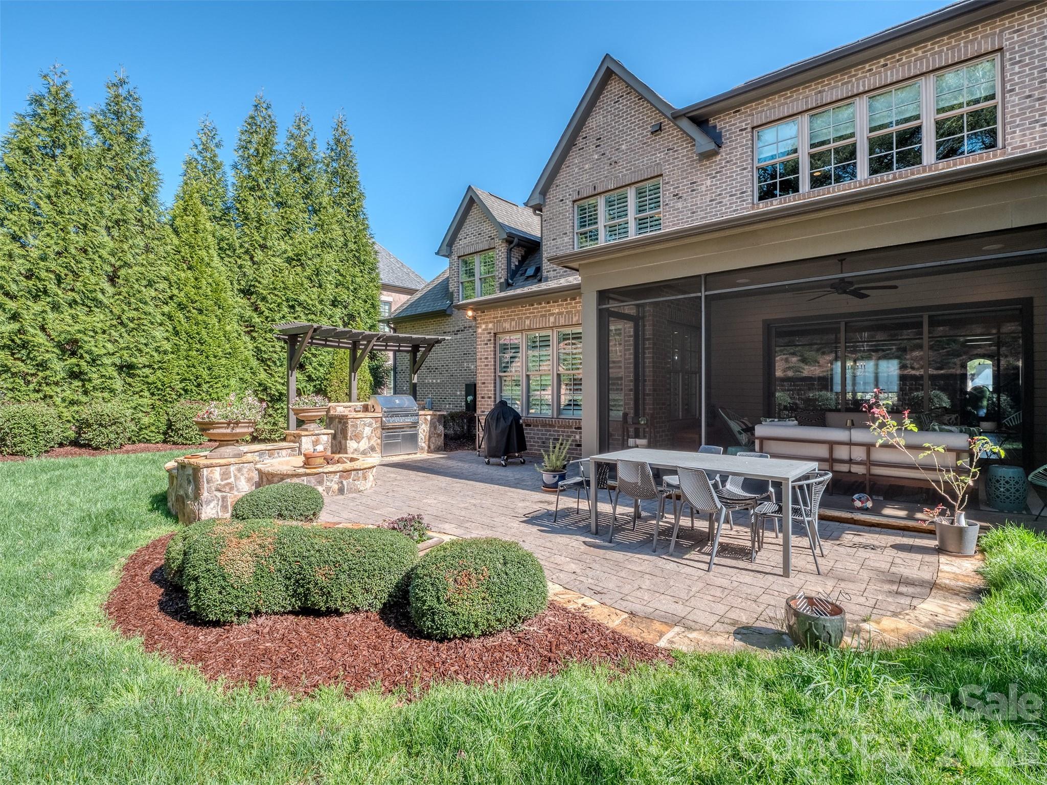 Shadowcreek - Residential