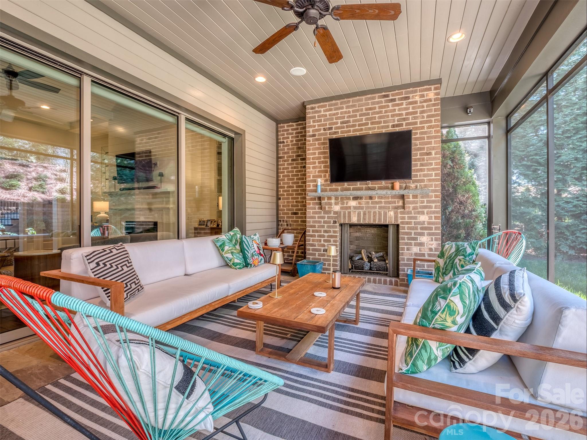 Shadowcreek - Residential