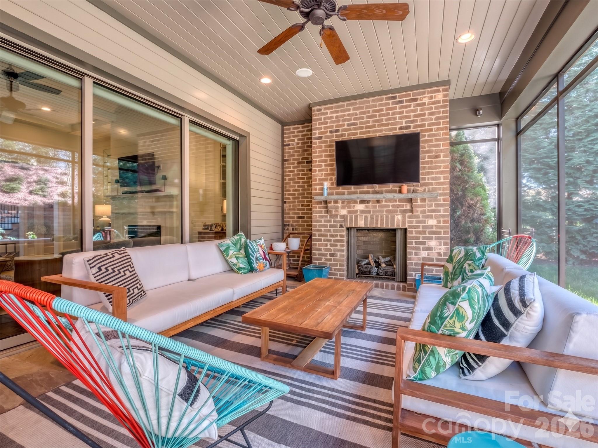 Shadowcreek - Residential