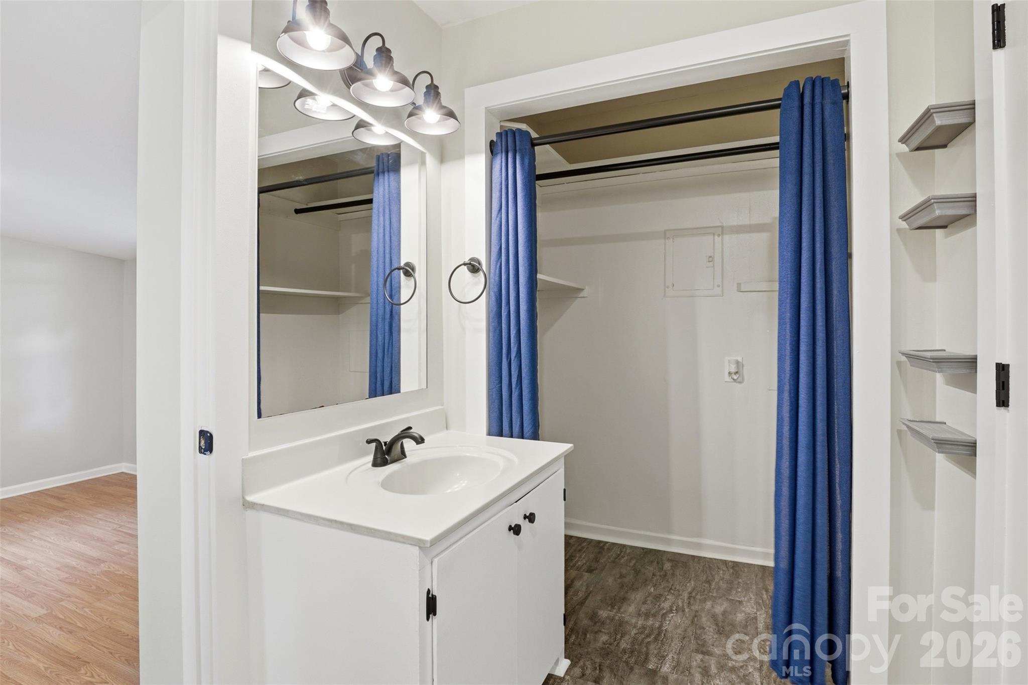 Woodlawn Park - Residential