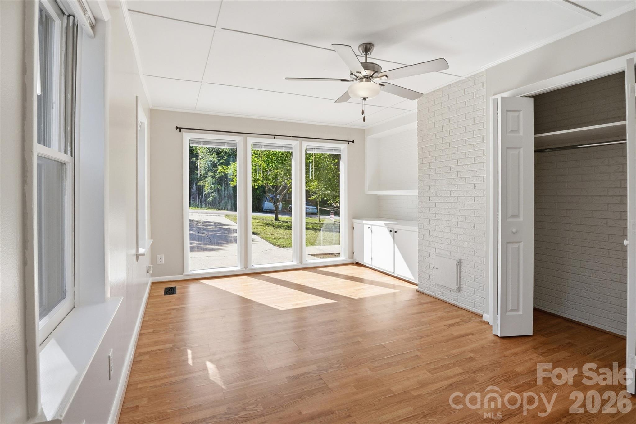 Woodlawn Park - Residential