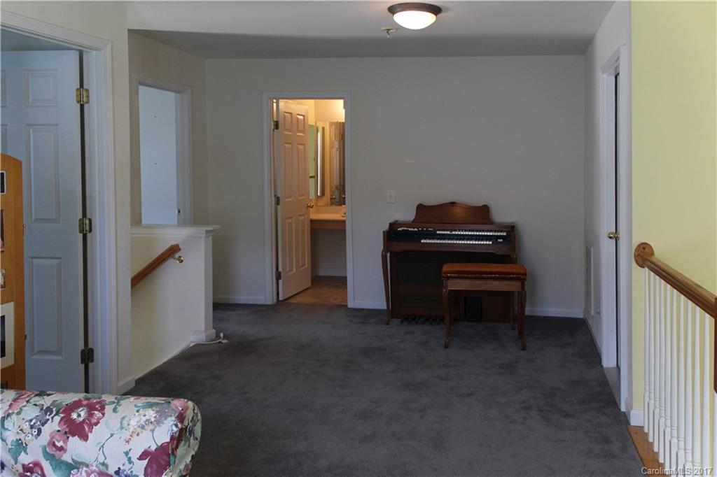 Autumn Cove At Lake Wylie - Residential