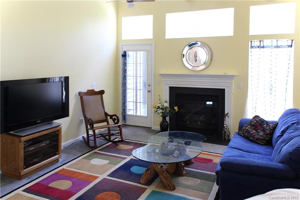 Autumn Cove At Lake Wylie - Residential