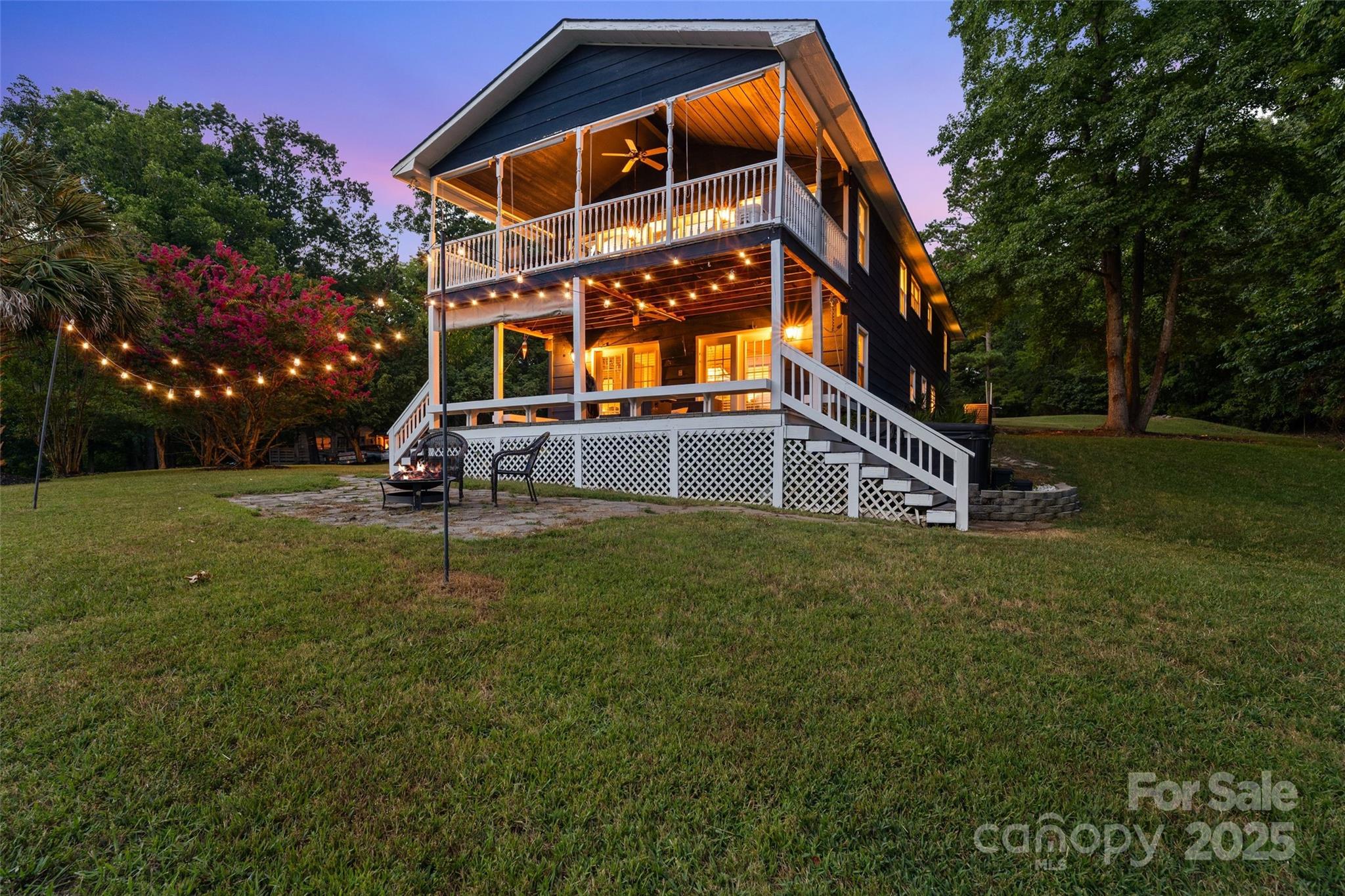 335 Carroll Cove