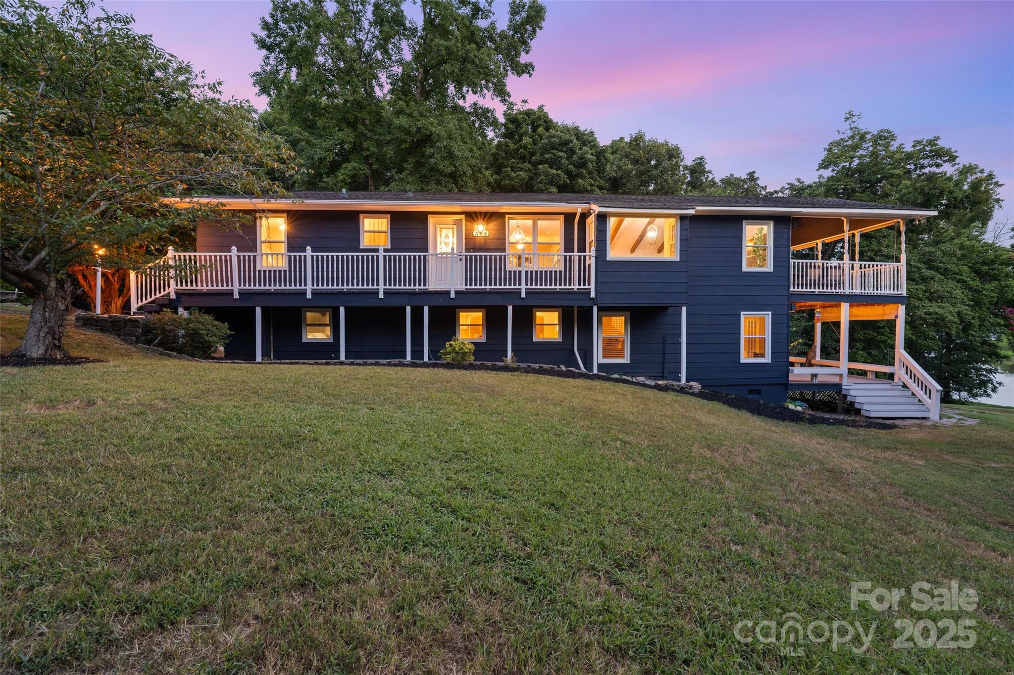 335 Carroll Cove
