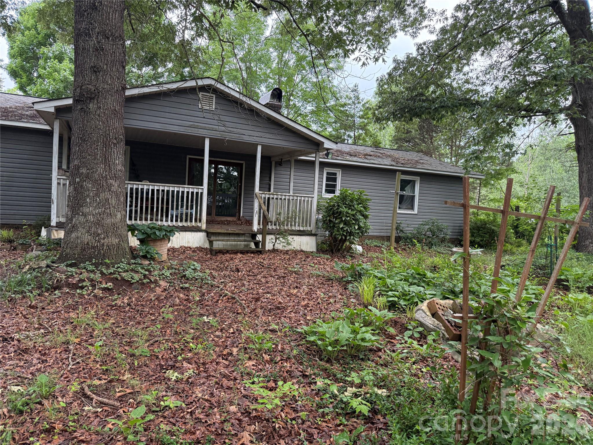 121 Brady Circle Road