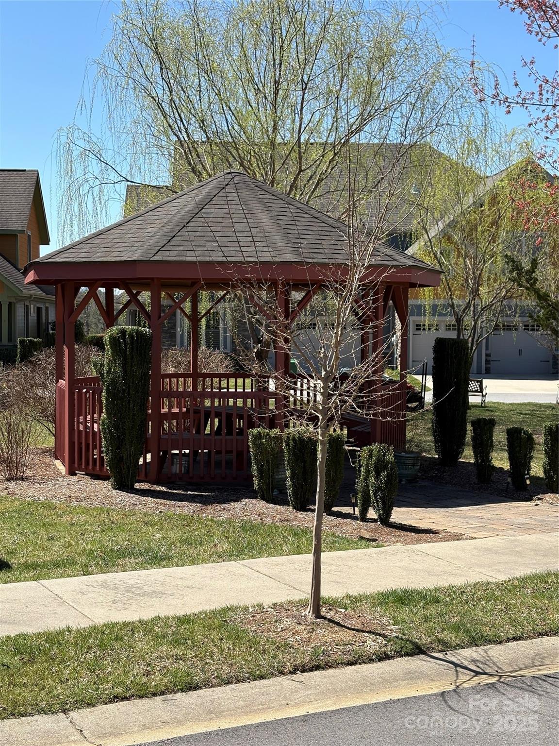 Pinebrook Farms - Residential