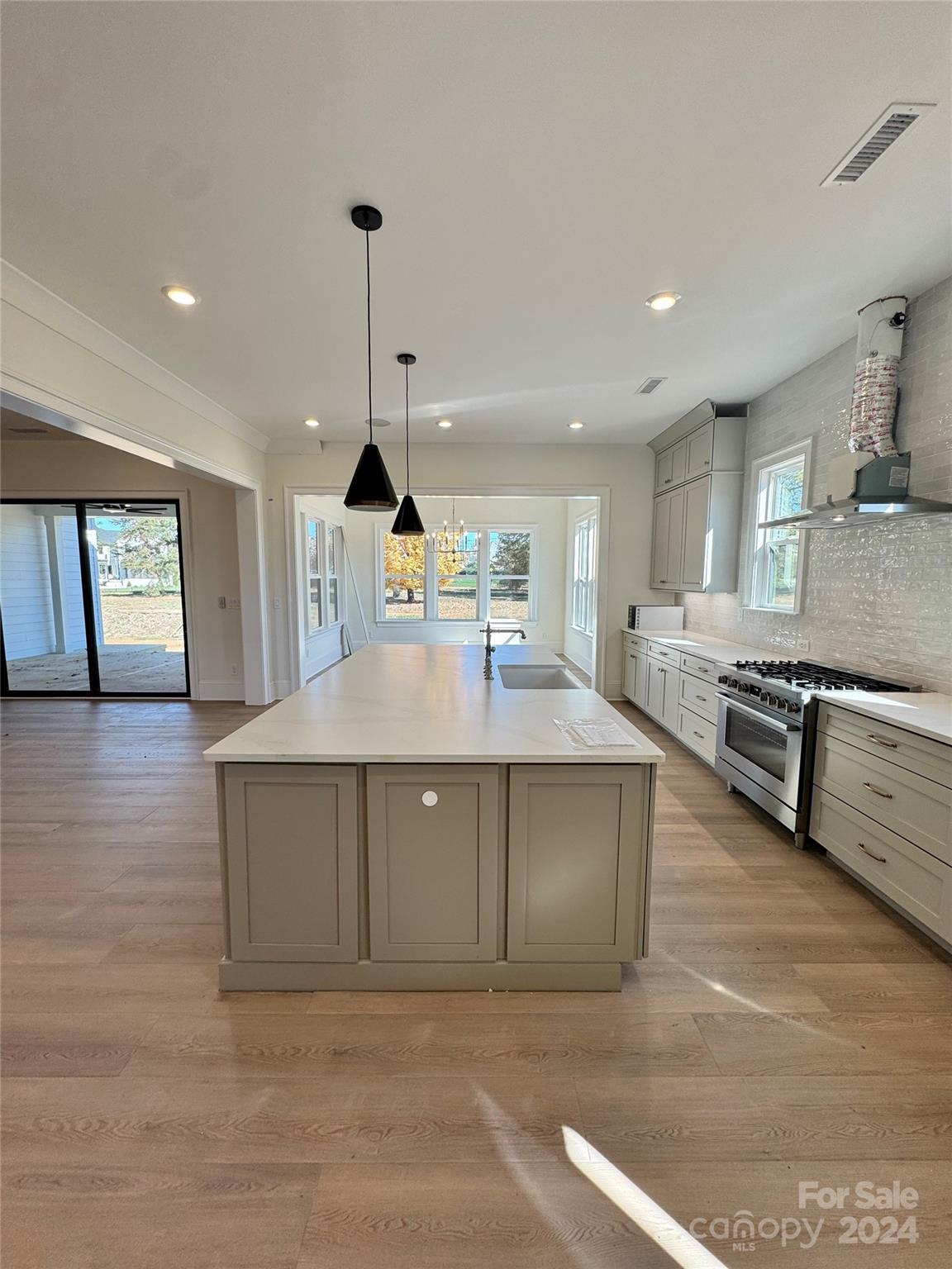 Broadmoor at Marvin - Residential