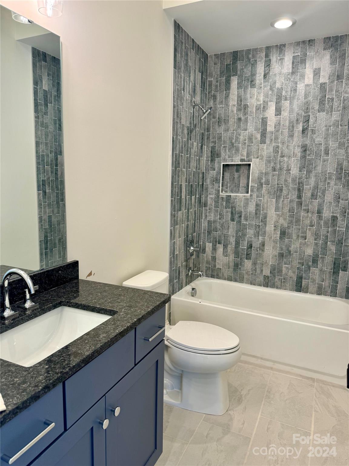 Broadmoor at Marvin - Residential