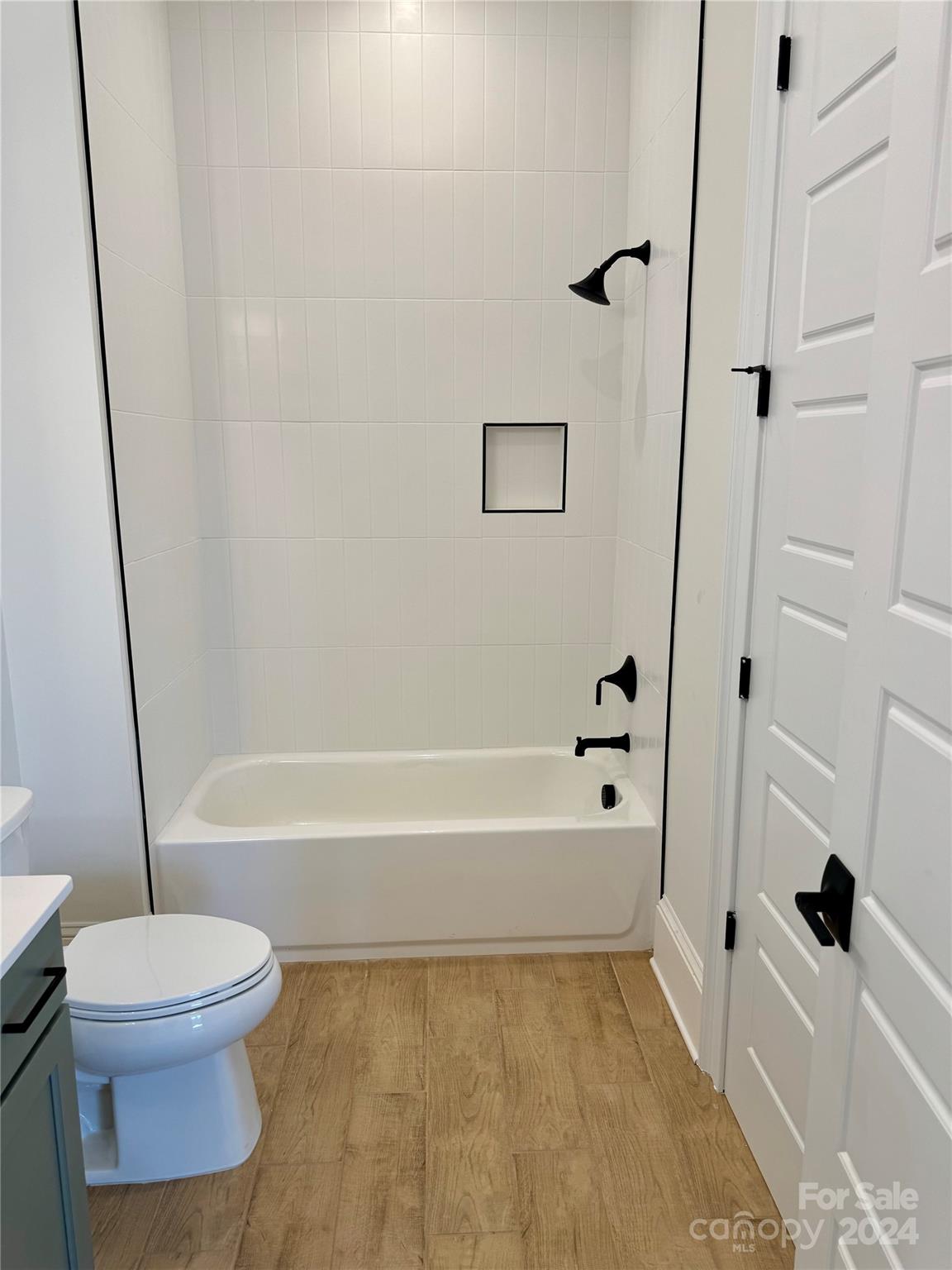 Broadmoor at Marvin - Residential