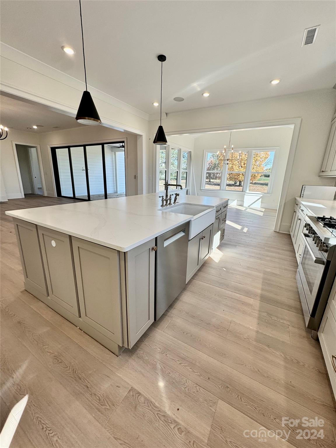 Broadmoor at Marvin - Residential