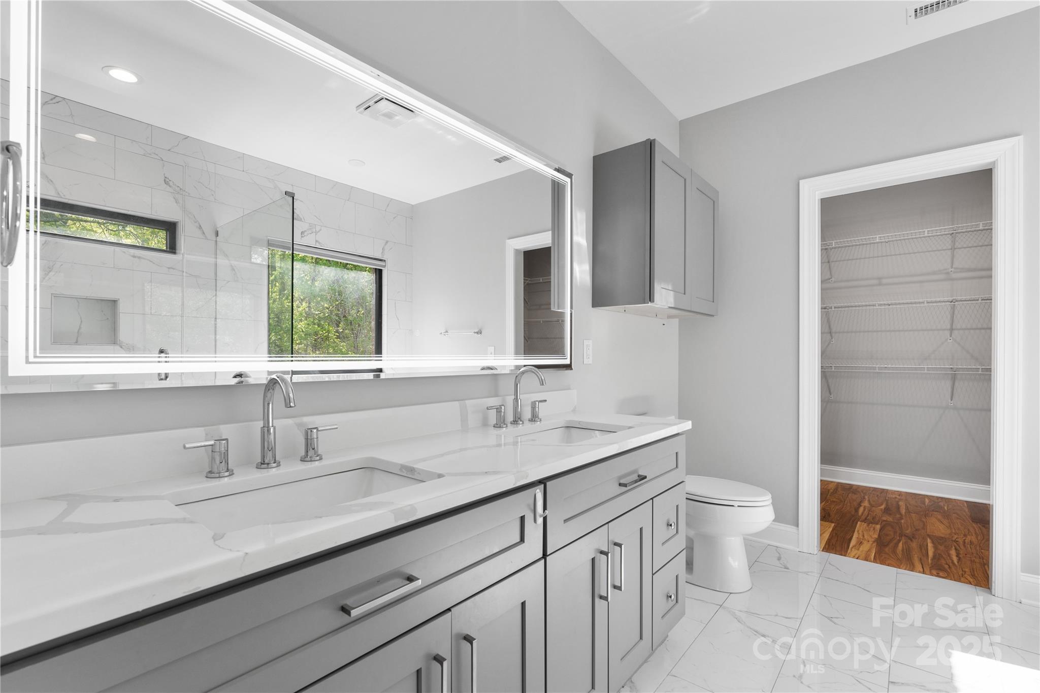 Riviera Run - Residential