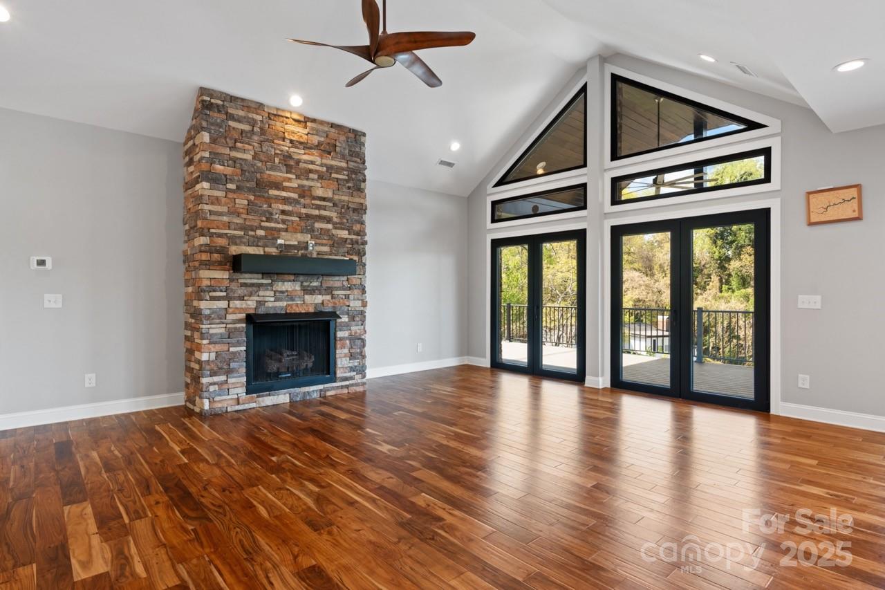 Riviera Run - Residential