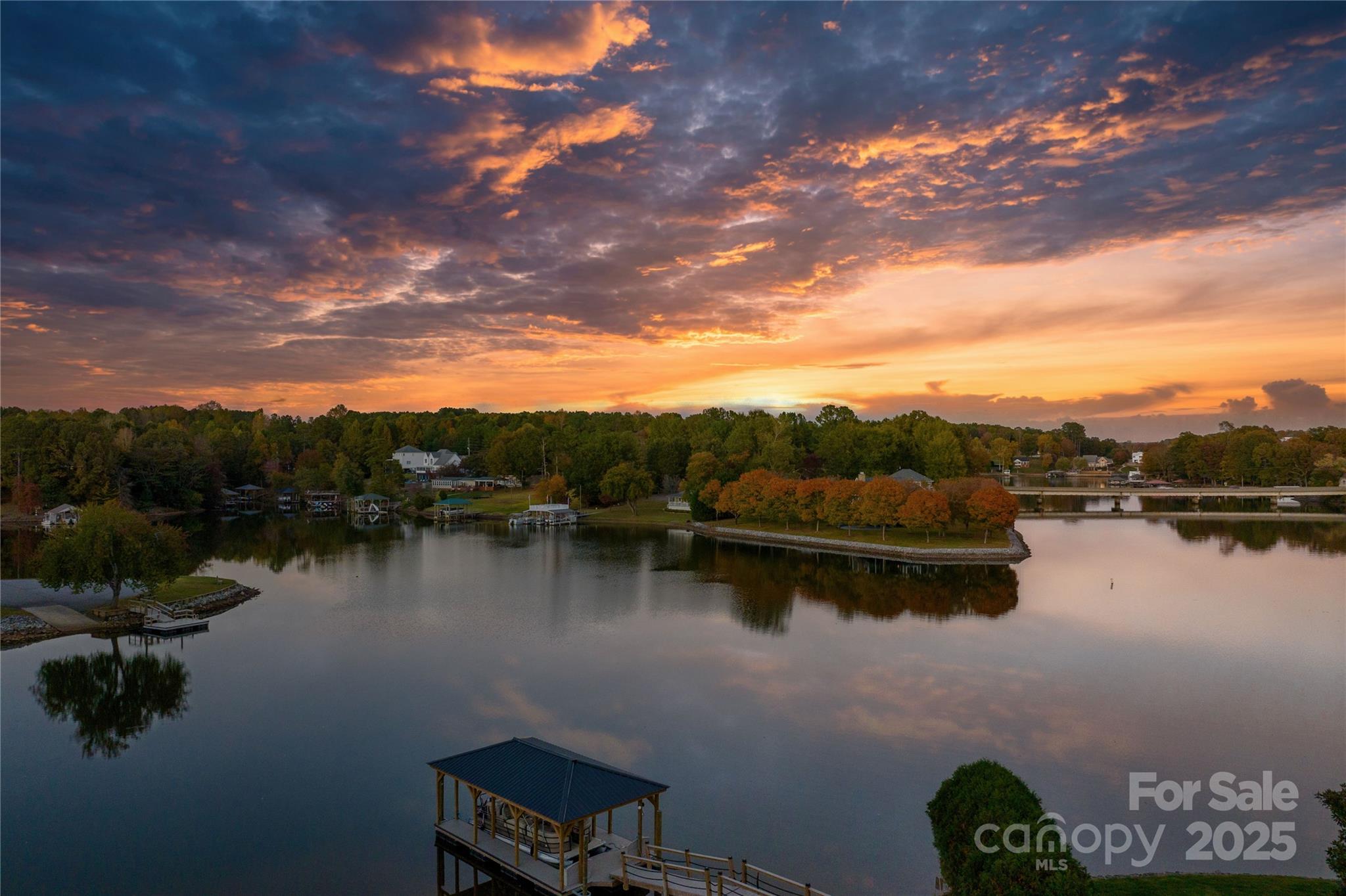 Riviera Run - Residential