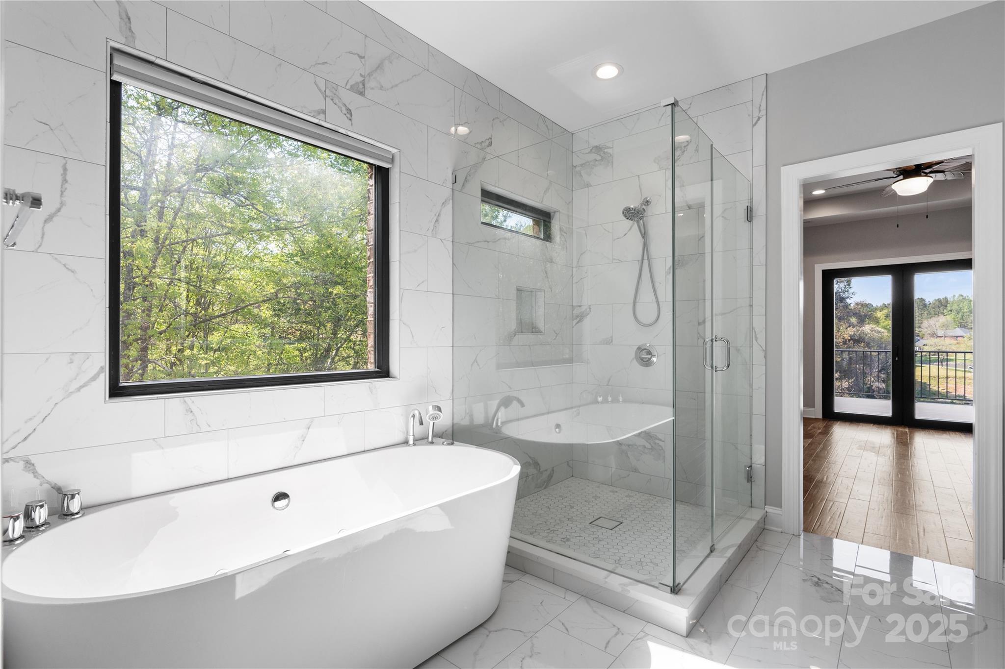 Riviera Run - Residential