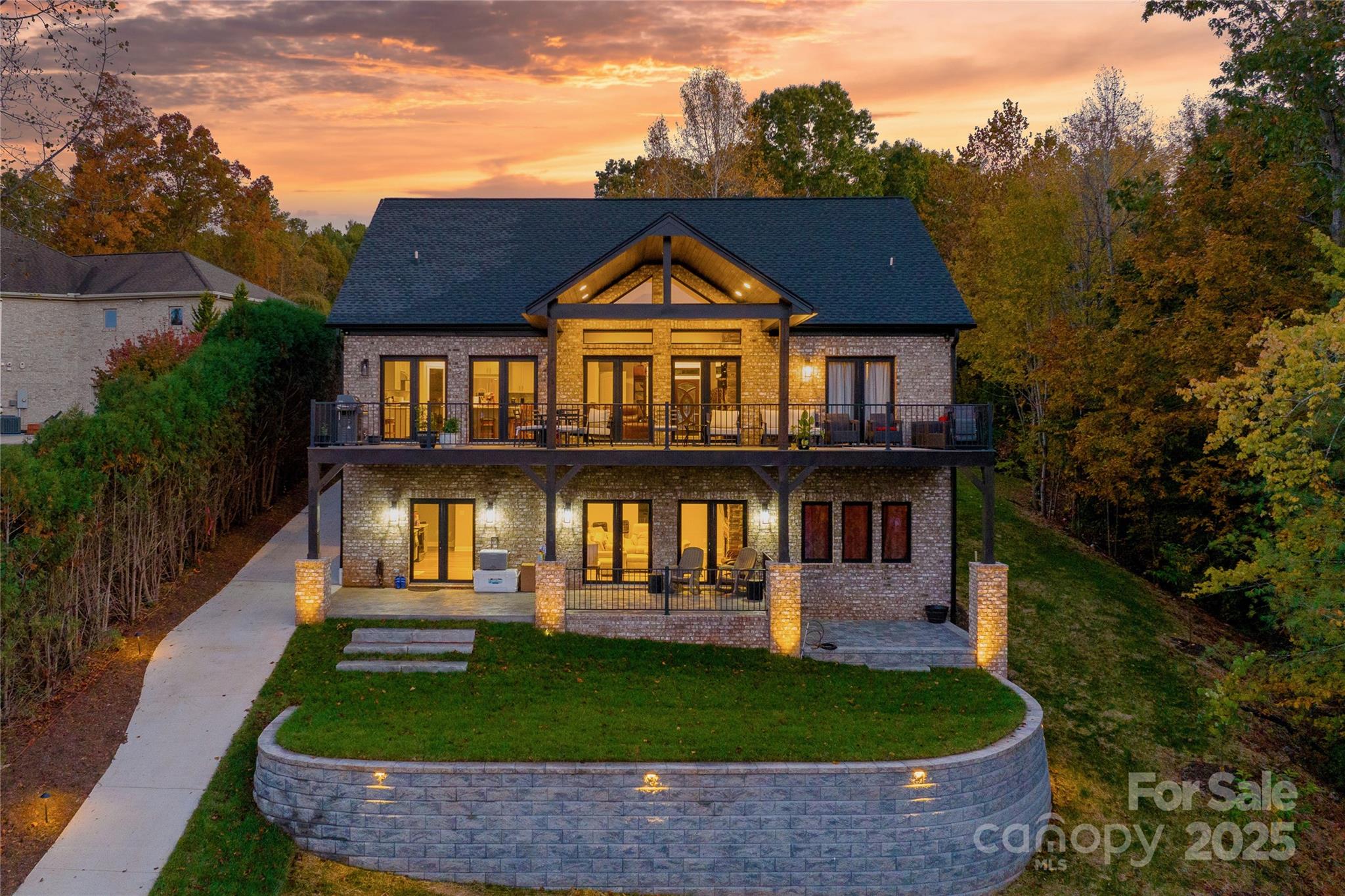 6233 Riviera Run Estates Drive
