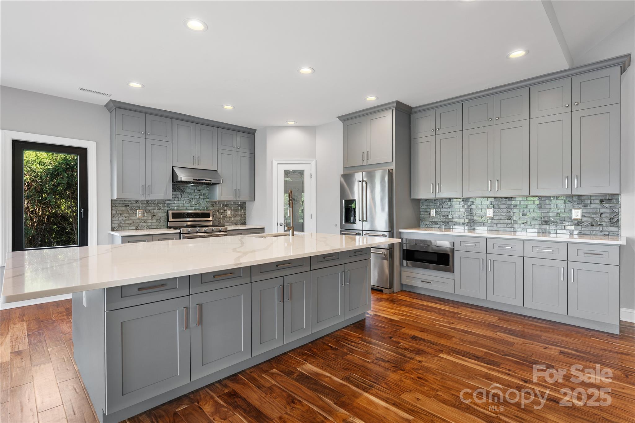 Riviera Run - Residential