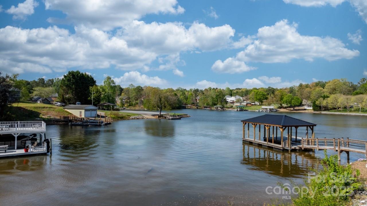 Riviera Run - Residential