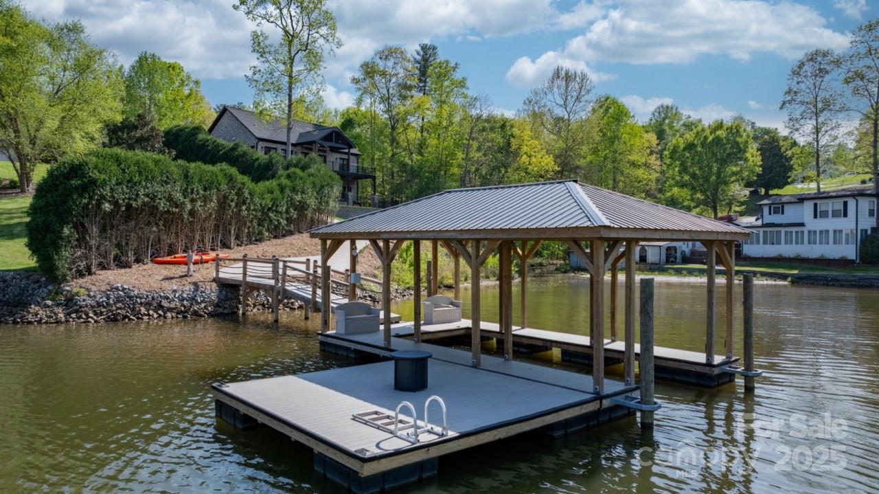 Riviera Run - Residential