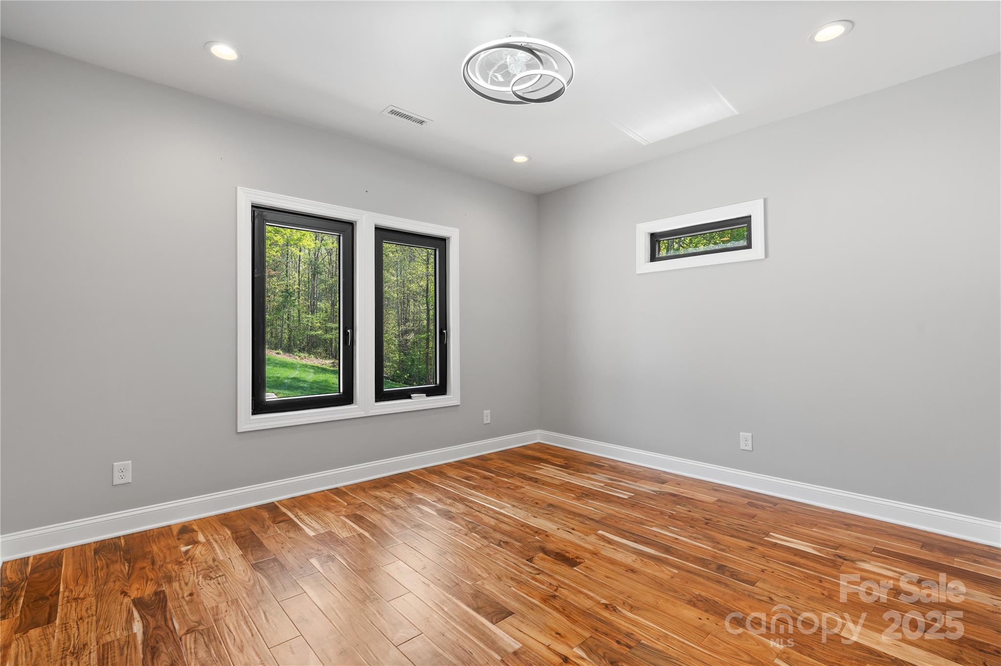 Riviera Run - Residential