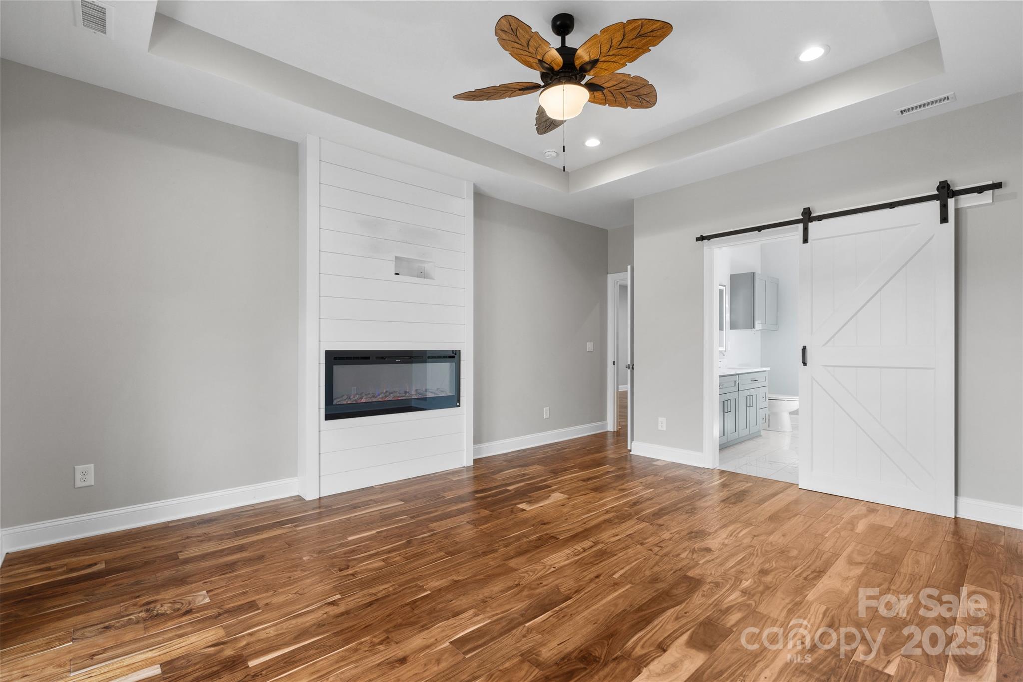 Riviera Run - Residential