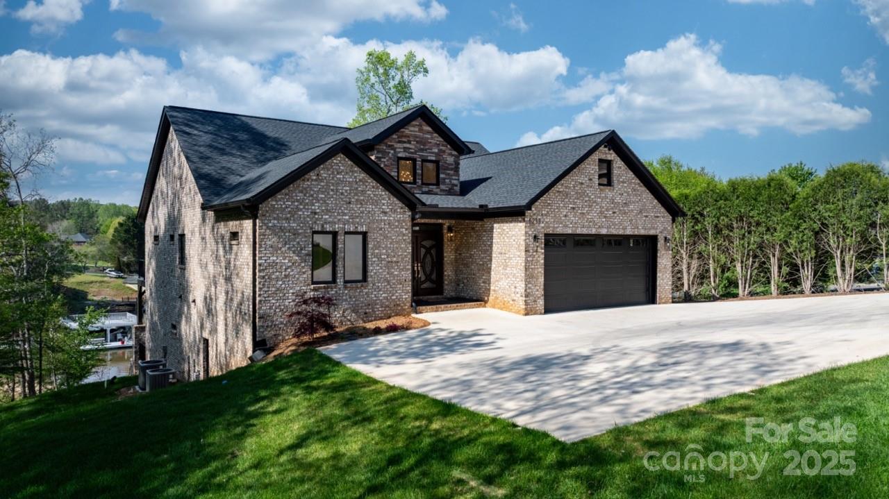 6233 Riviera Run Estates Drive