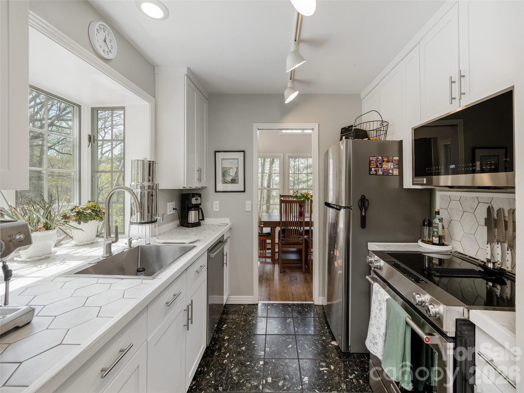 Sunset Mountain - Residential