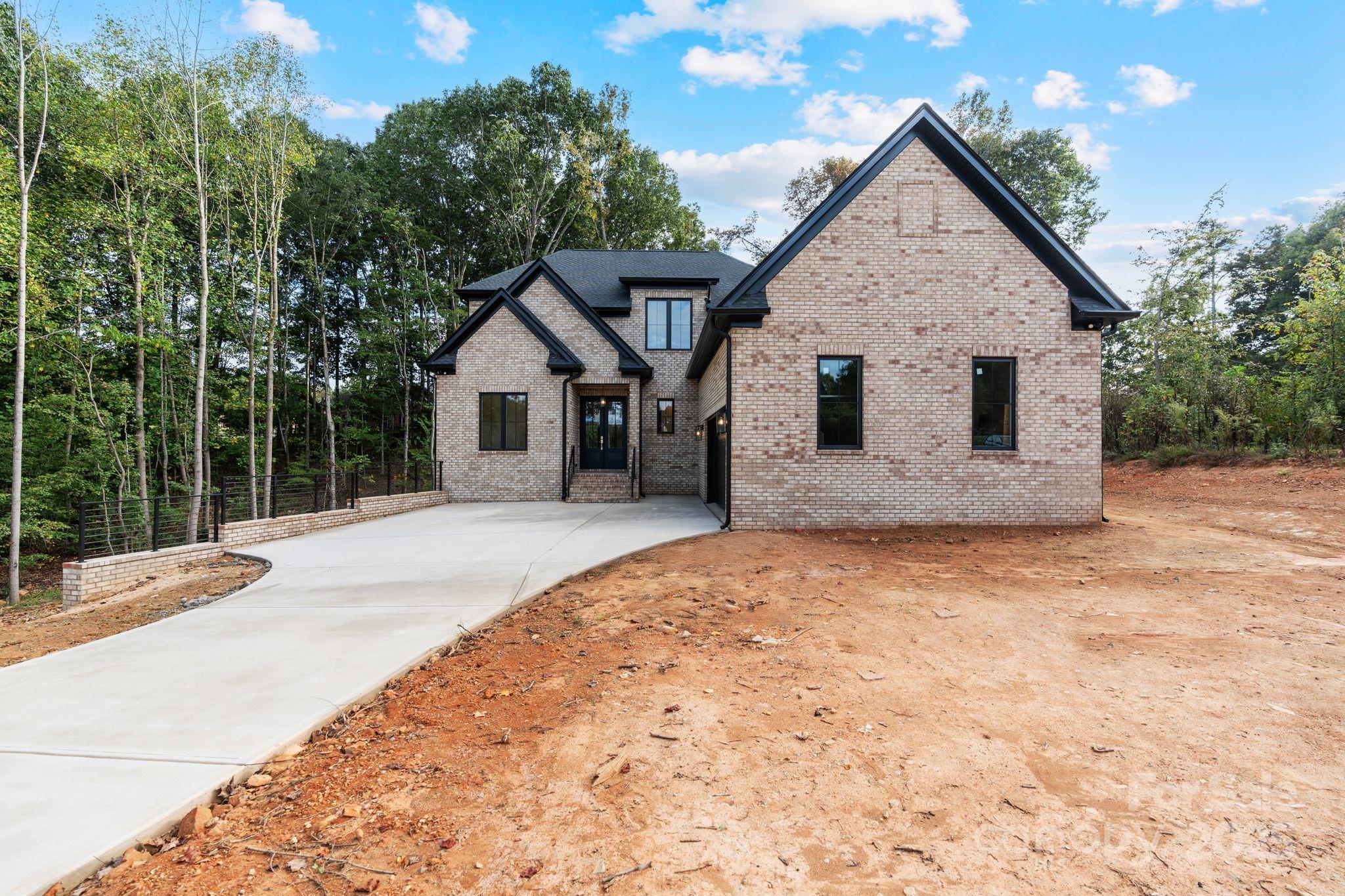 Legacy On The Lake - Residential