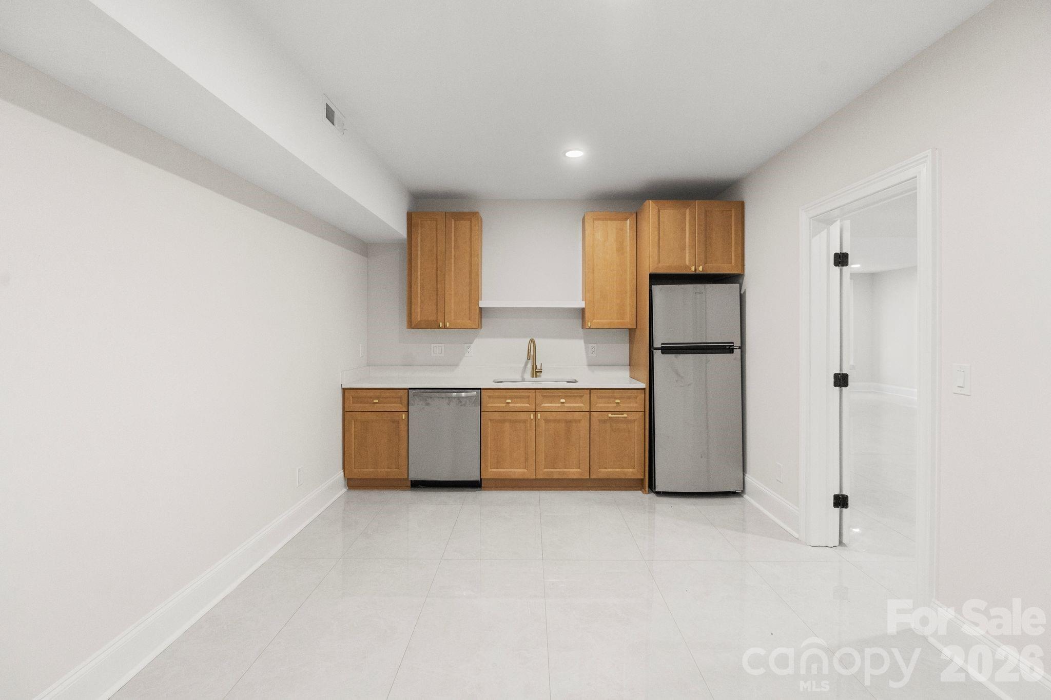 Legacy On The Lake - Residential