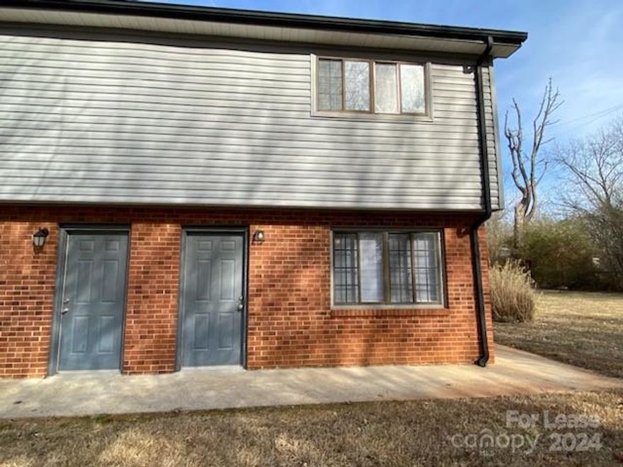 Quaint two bedroom, one and a half bath apartment in the town of China Grove! This end unit features new paint and new LVP flooring in main living areas and bedrooms. Convenient to HWY 29, I-85 and just a few minutes from the growing downtown shops and restaurants. Come see this home today! Agent only available M-F 8:30am-5:30pm. Any inquiries after that time will be addressed the following business day.