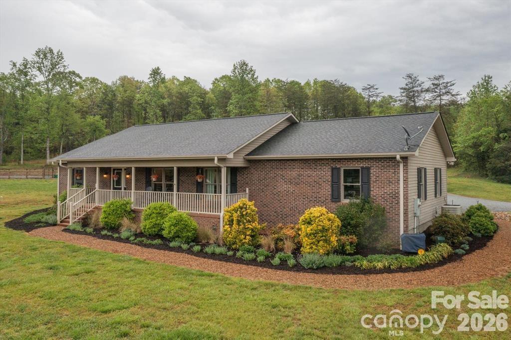 1091 Bill Collins Road