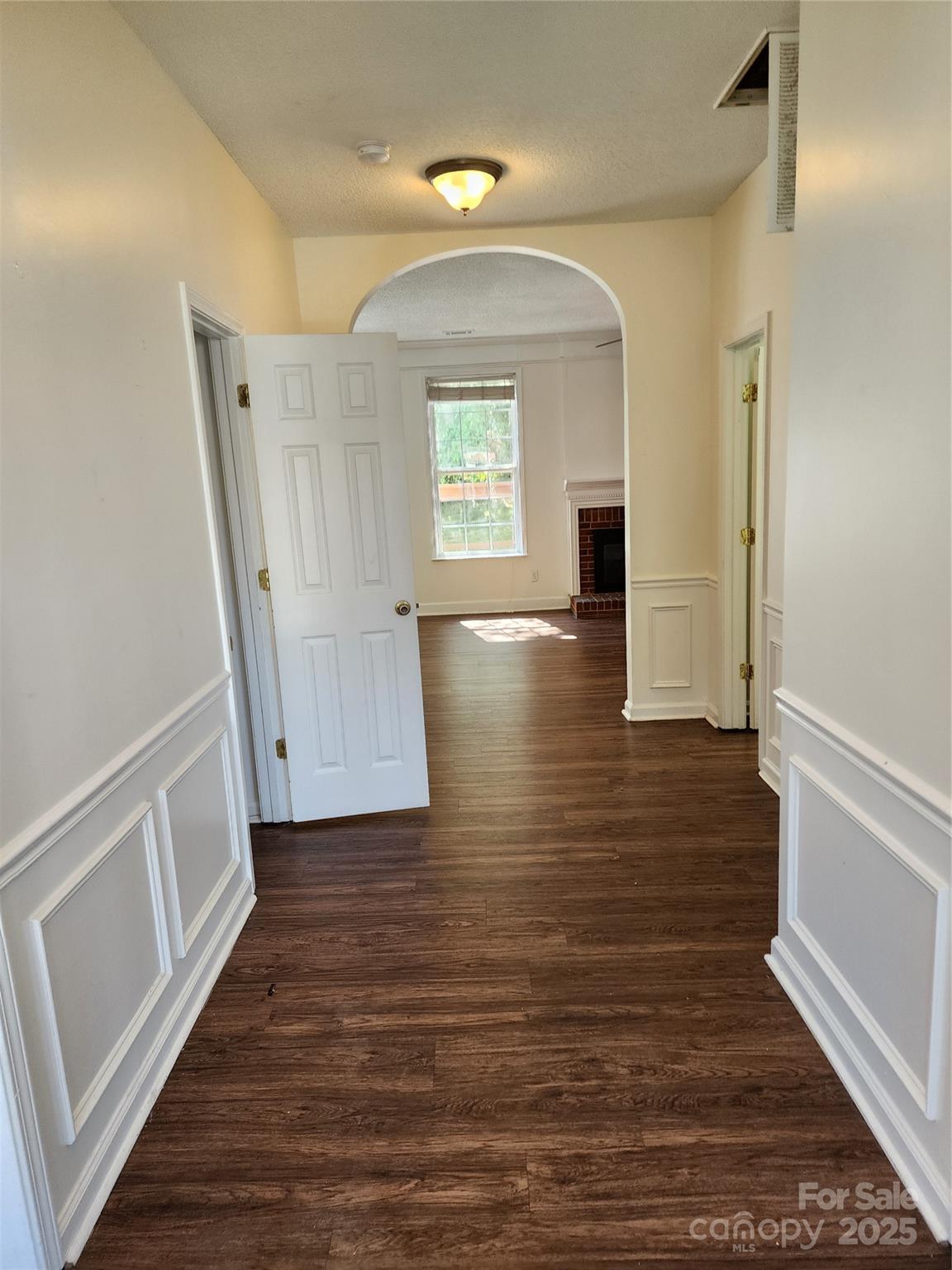 11412 Leigh Glen Circle