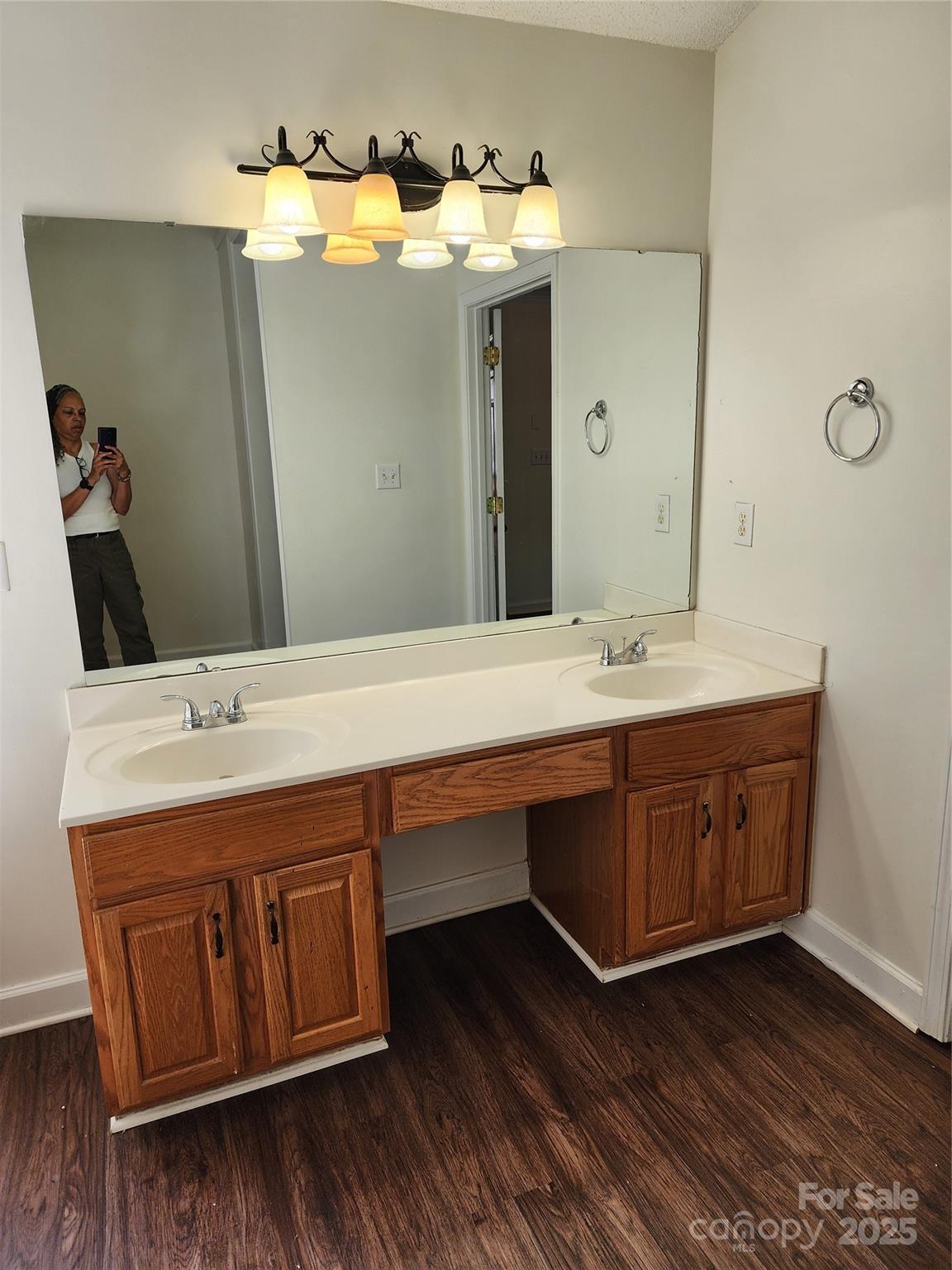 Fox Glen - Residential