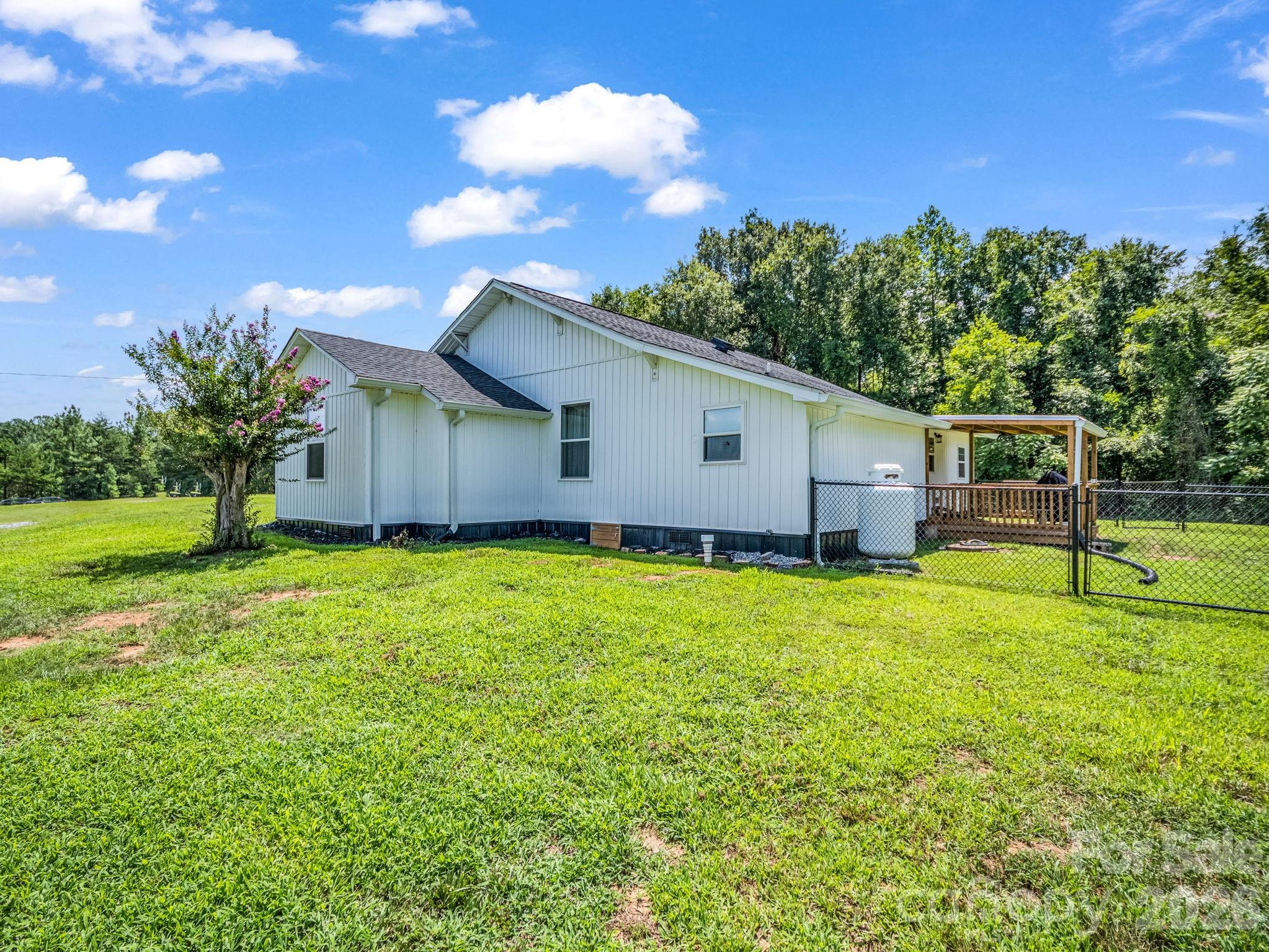 605 Hollis Road