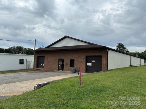 1700 11th Avenue NE Hickory NC 28601