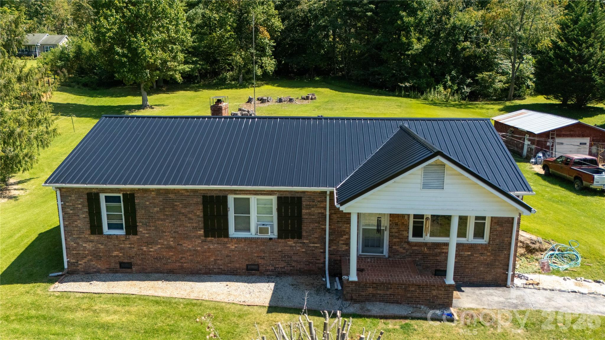 1424 Bear Creek Road