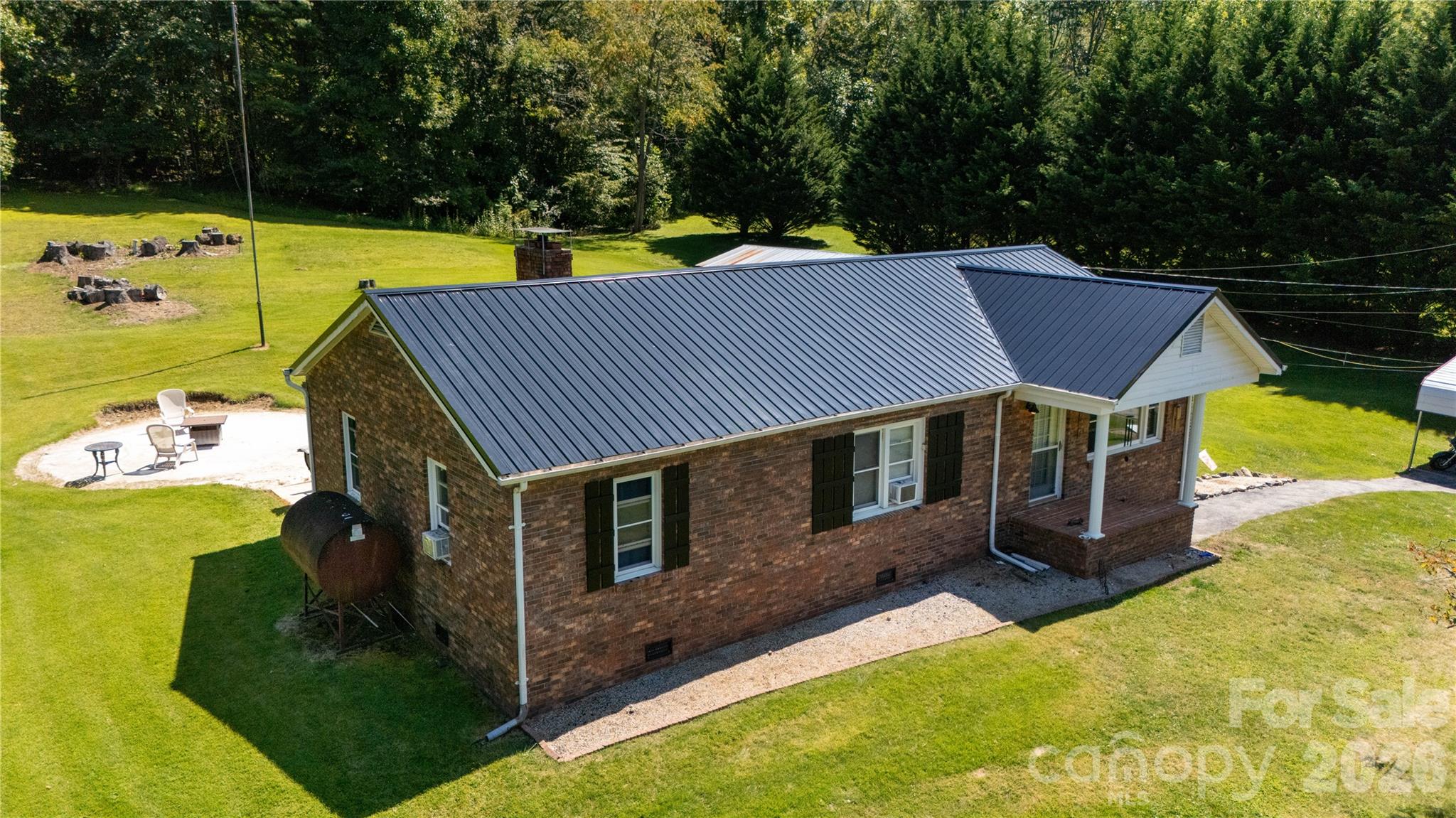 1424 Bear Creek Road