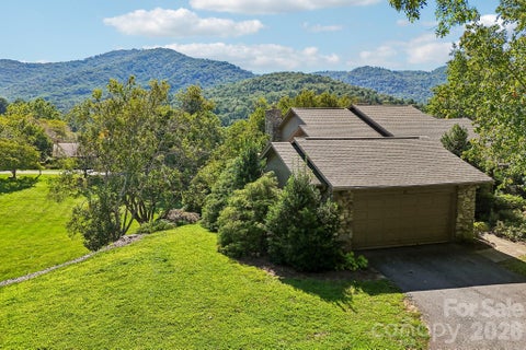 Photo of 15 Stony Ridge, Asheville, NC 28804 (MLS # 4413777)