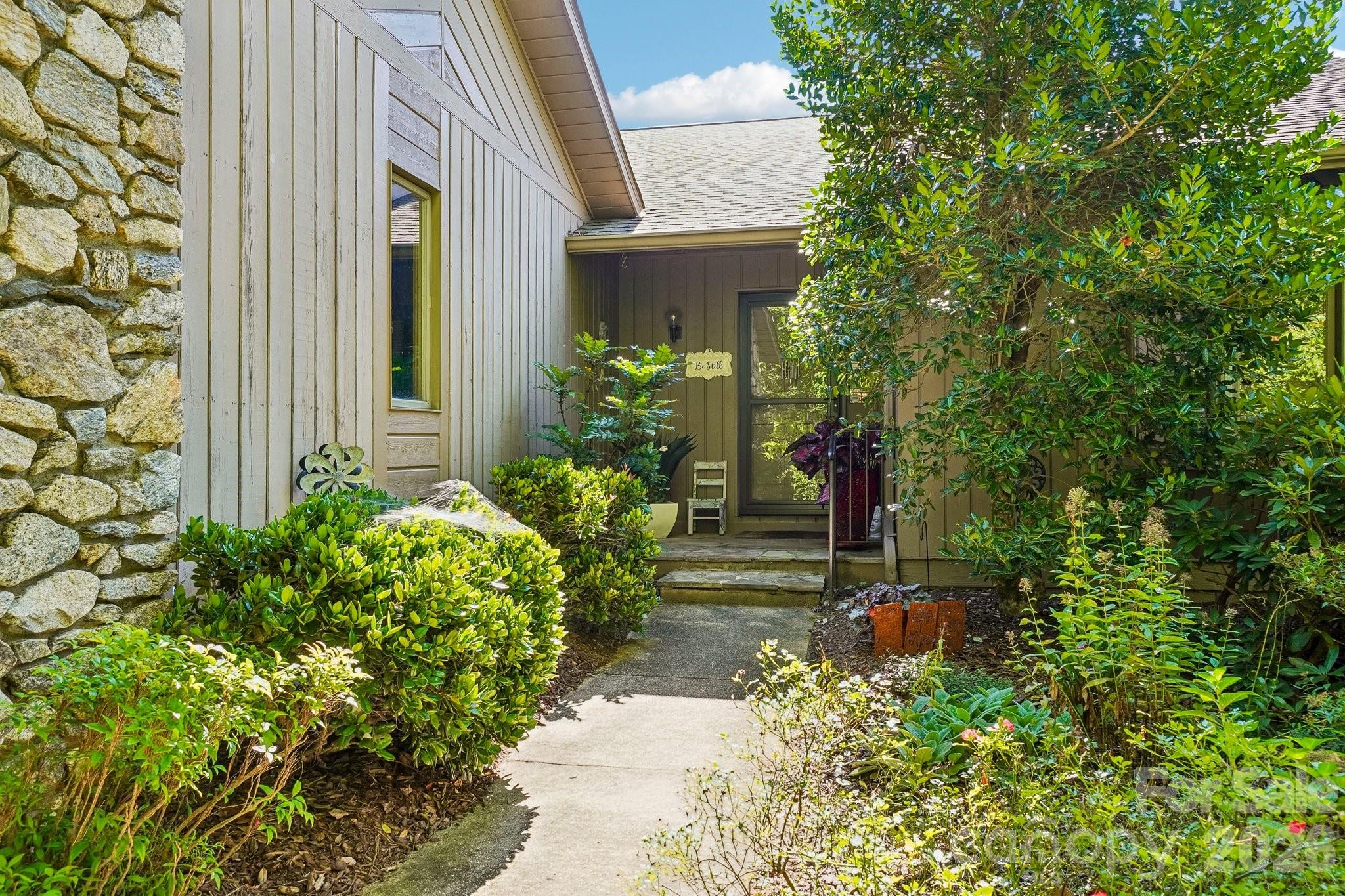 15 Stony Ridge