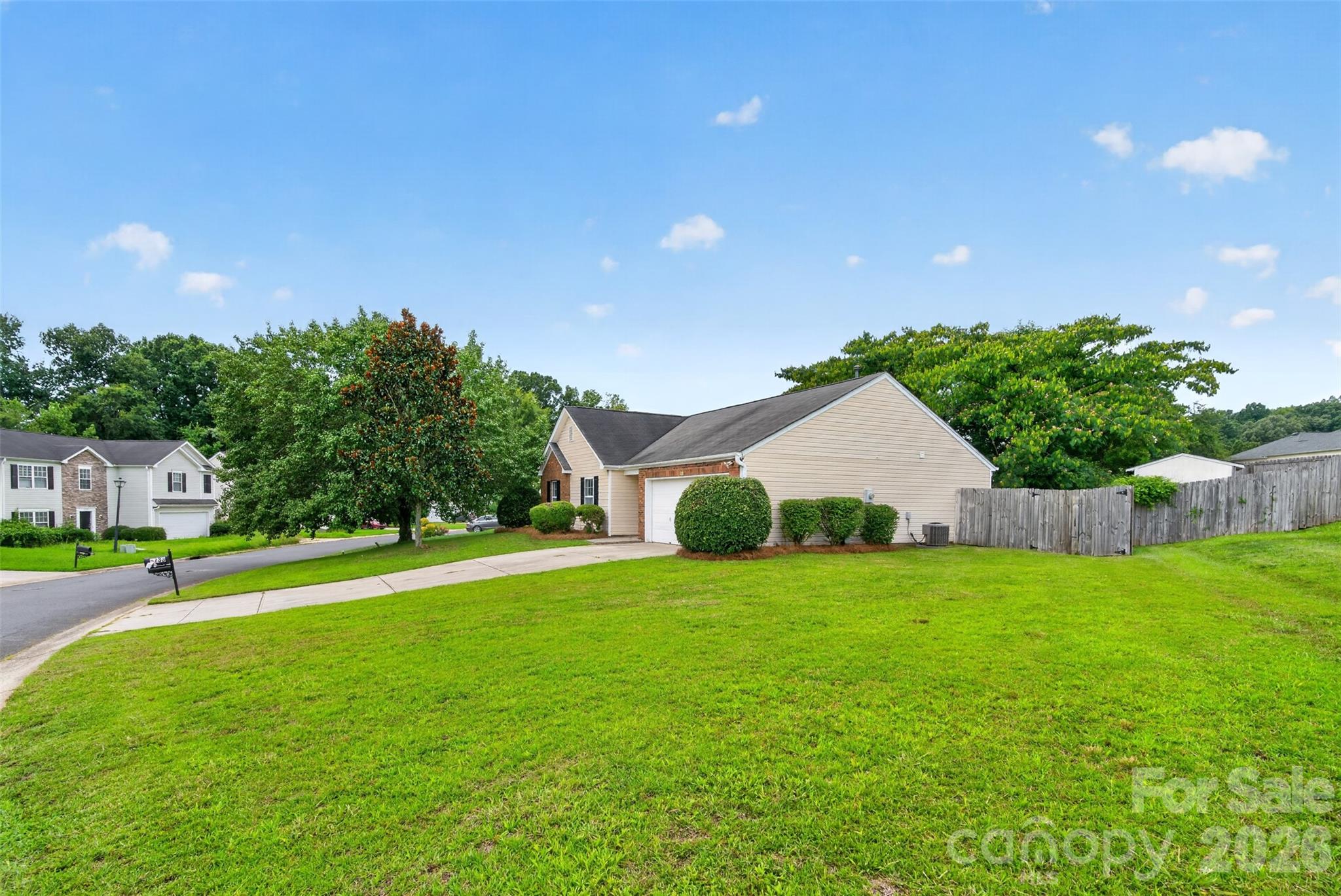 5733 Cardington Court