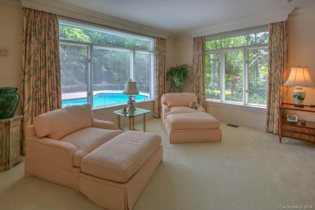 Seven Eagles - Residential