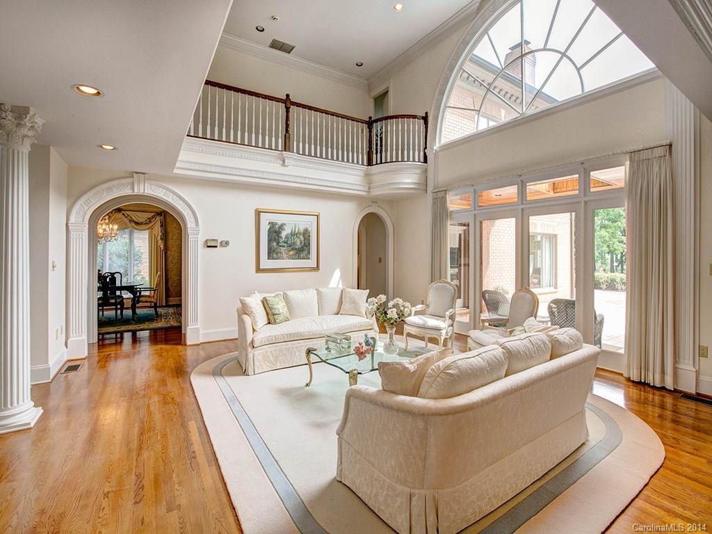 Seven Eagles - Residential