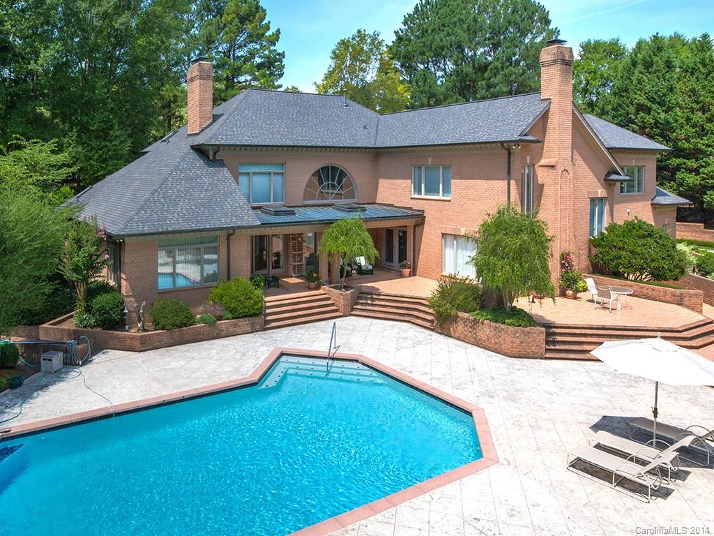 Seven Eagles - Residential