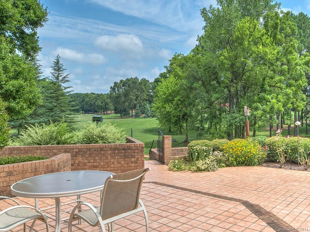 Seven Eagles - Residential