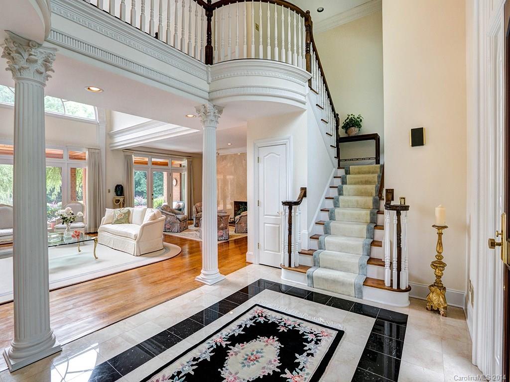 Seven Eagles - Residential