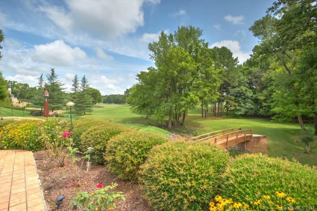 Seven Eagles - Residential